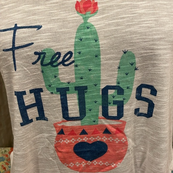 Rosie Harlow Free Hugs Tank Top - Picture 3 of 8
